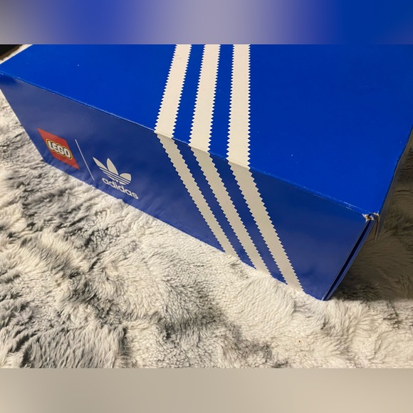 LEGO® Icons adidas Originals Superstar 10282 Building Kit. New Factory Sealed. - Picture 8 of 15